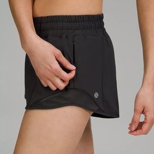 black hotty hot 2.5” shorts